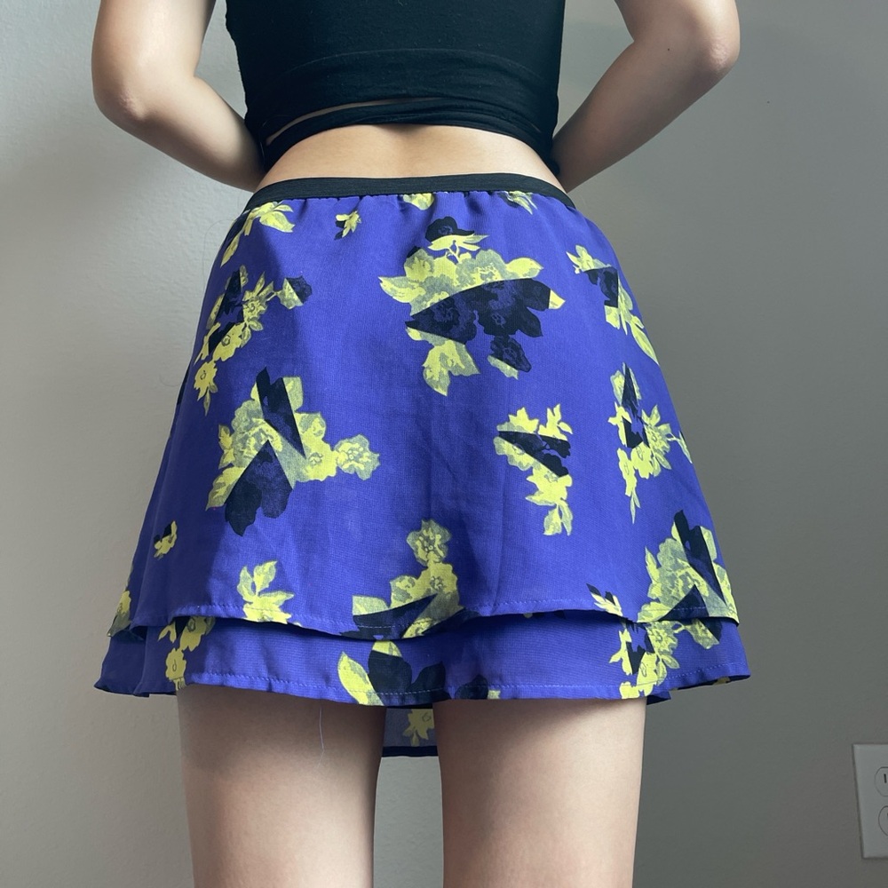 Volcom Purple and yellow floral skirt with elastic waistband